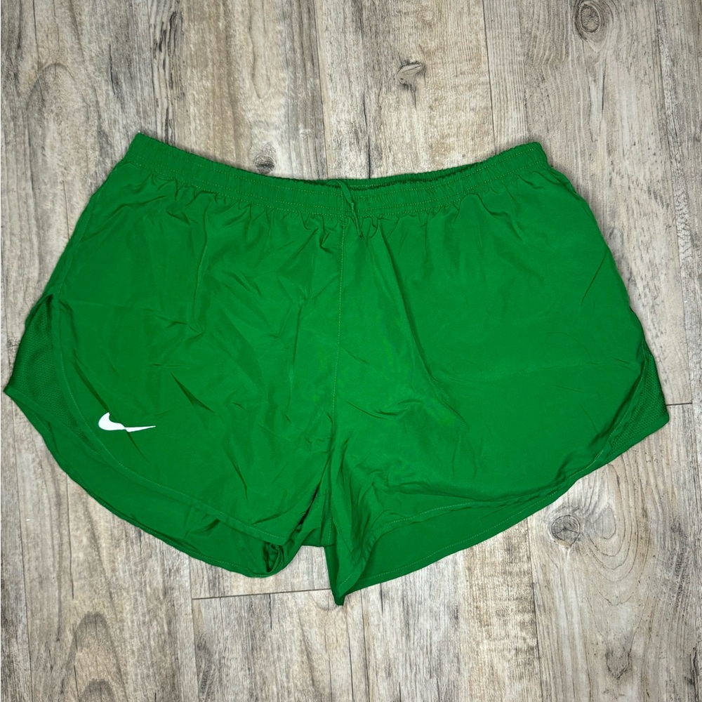 Green Nike XL athletic shorts
